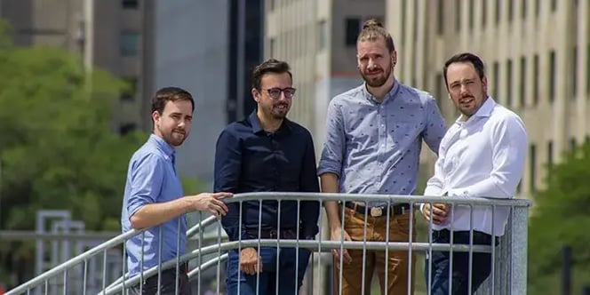 Photo de quatre employés de Parkour3