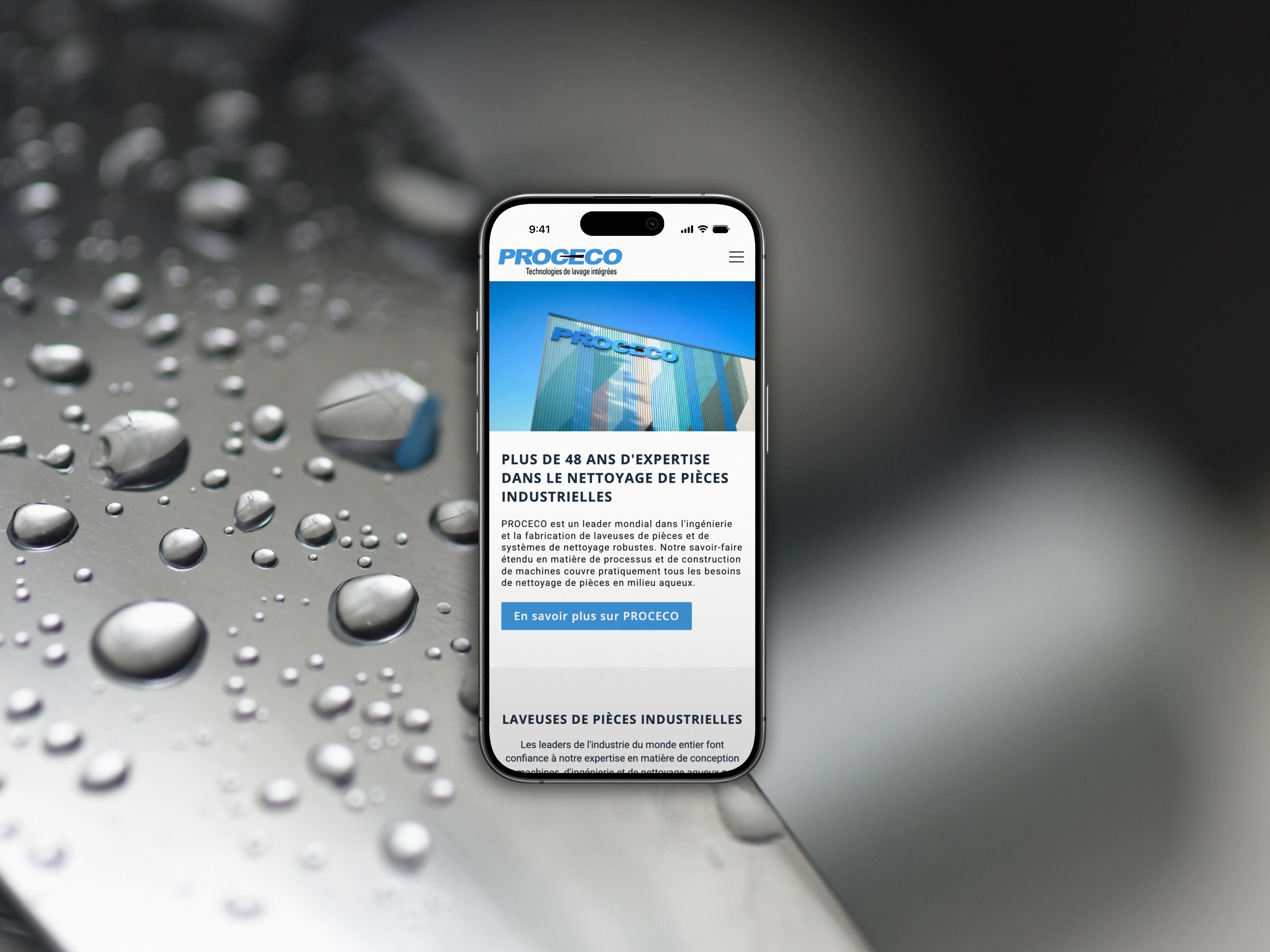 Vue du site web sur un écran de téléphone